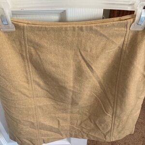 Beautiful Banana Republic skirt